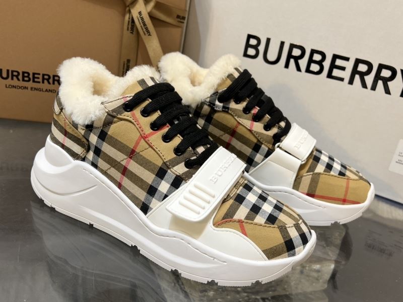 Burberry Low Shoes